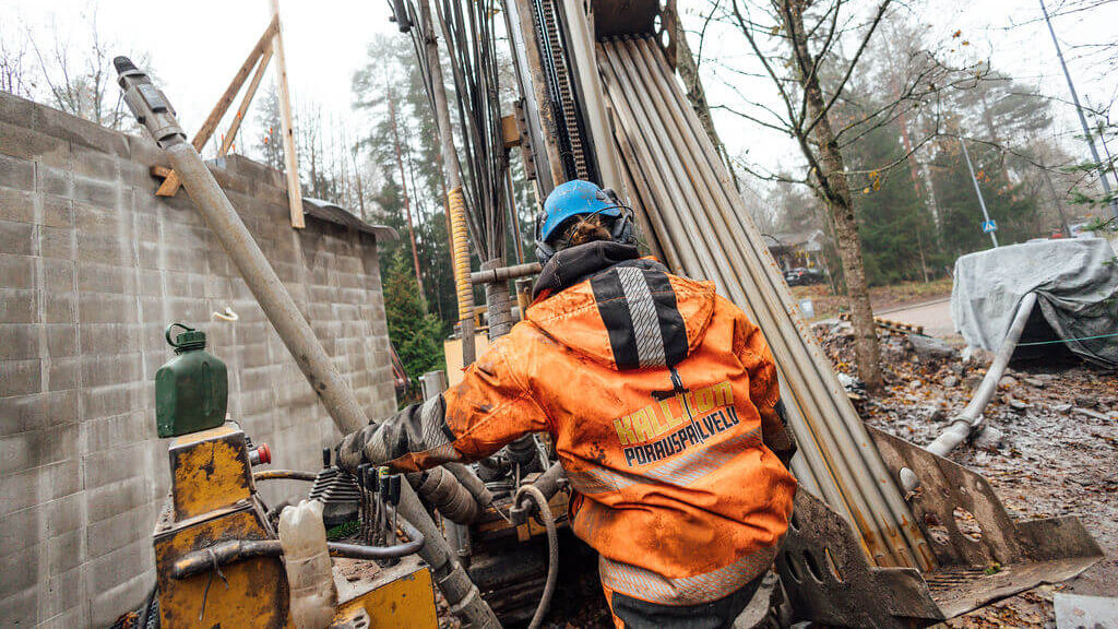 Porakaivon hinta – Mitä porakaivo maksaa omakotitaloon tai mökille?